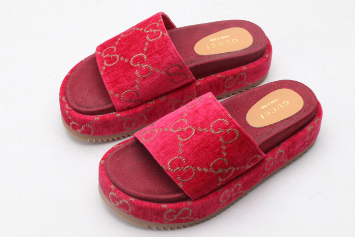 GUI SANDAL