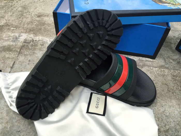 GUI SANDAL