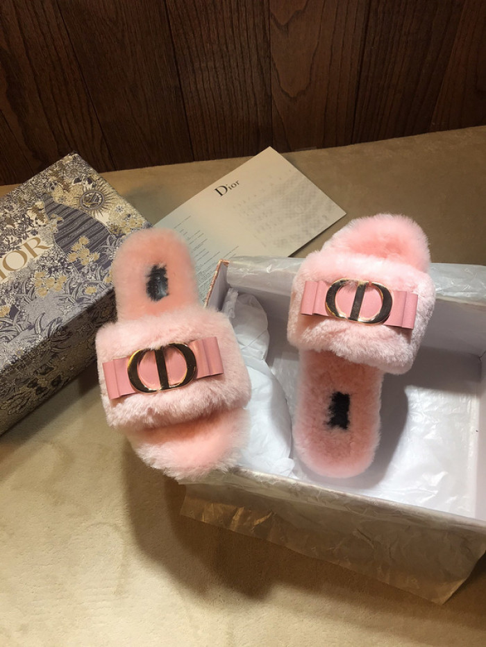d10r sandal