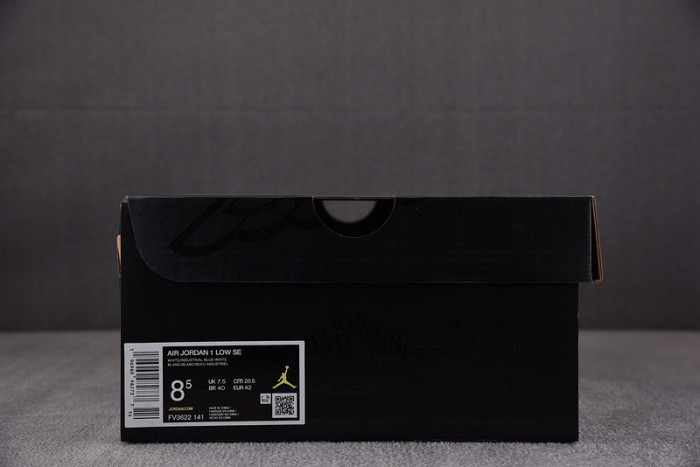 Air Jordan 1 Low 