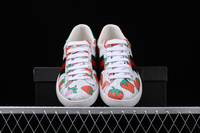 GUI SNEAKER