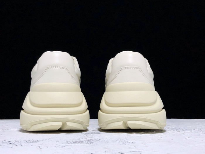 GUI SNEAKER