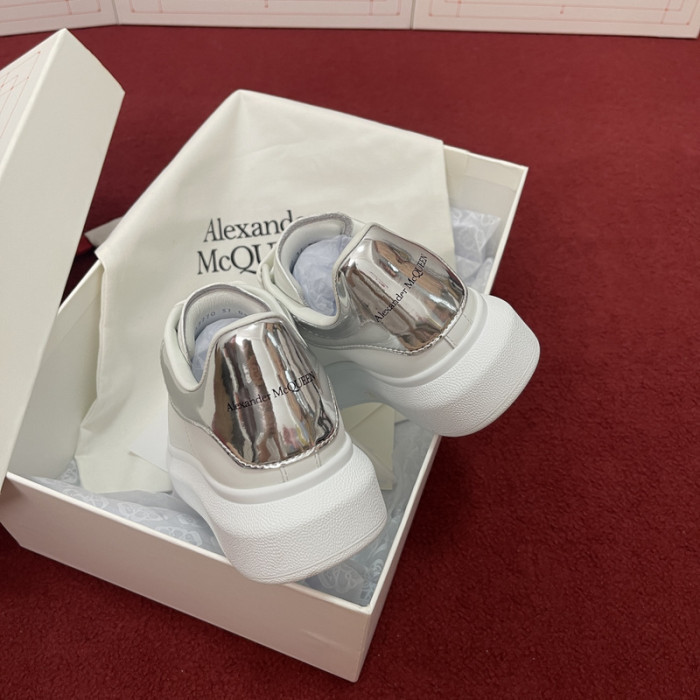 ALEX MCQU SNEAKER