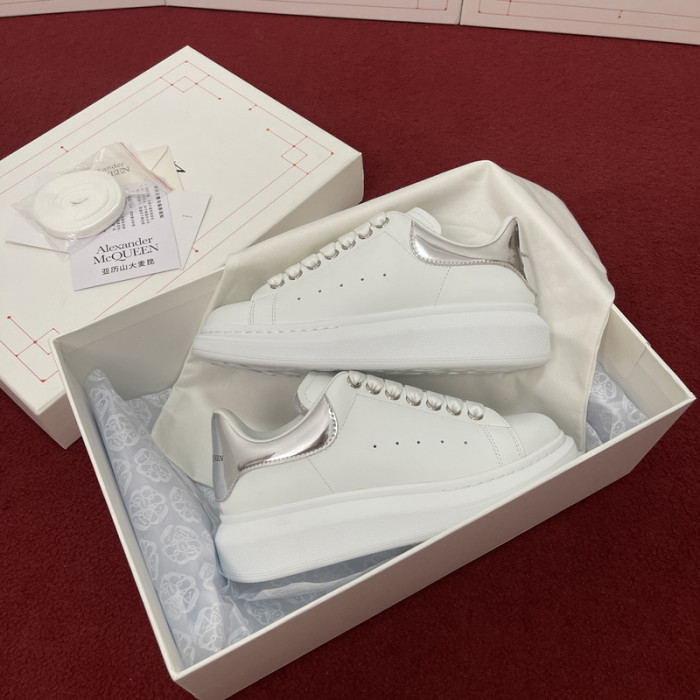 ALEX MCQU SNEAKER