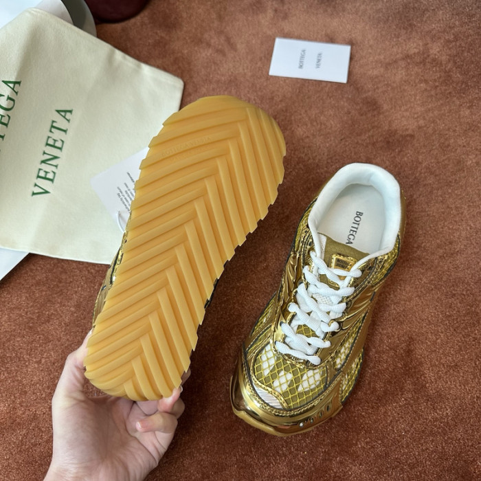 BV sneaker