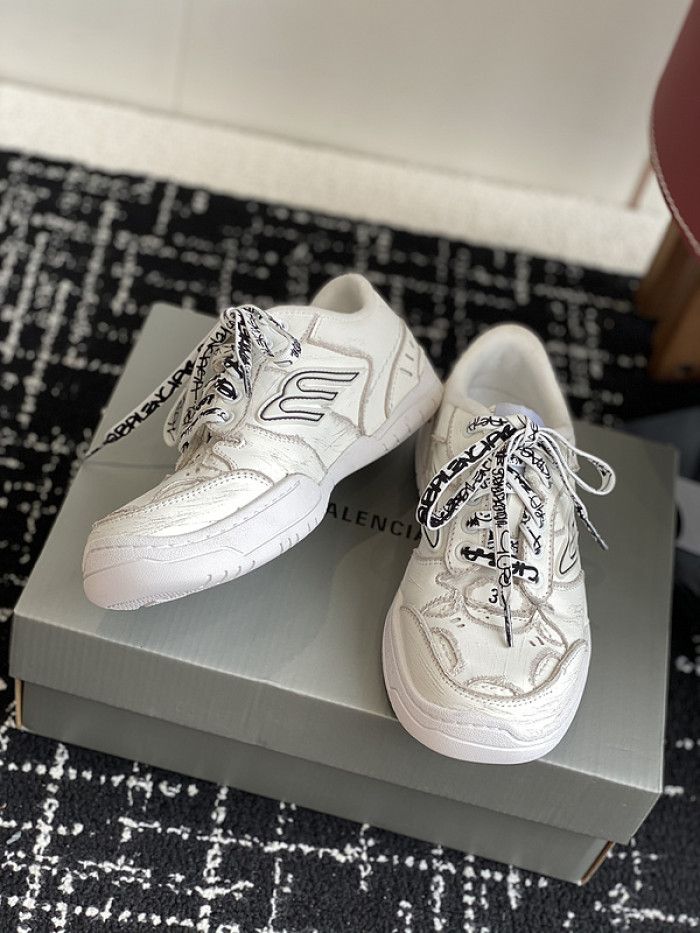 BALEN&GA SNEAKER