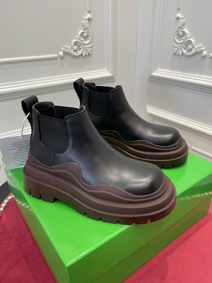BV boots 034
