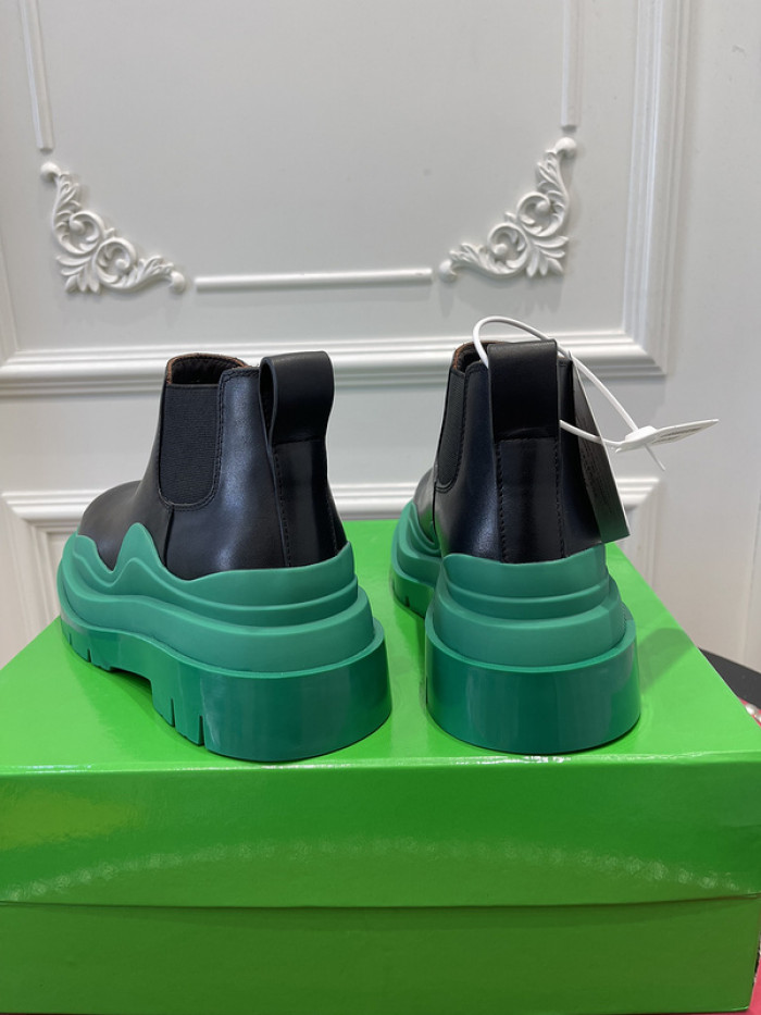 BV boots 014