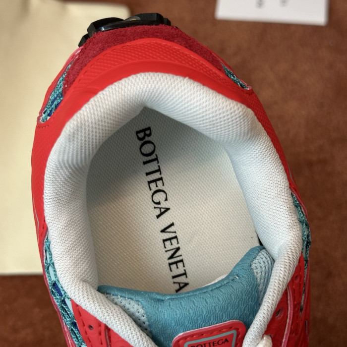 BV sneaker