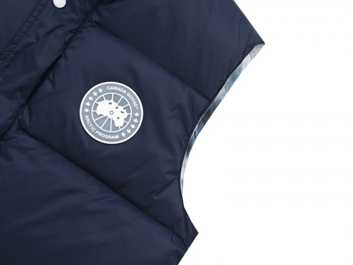 C&NA* G00SE down jacket