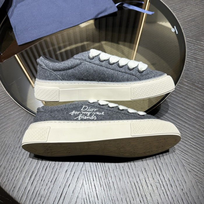 D10R SNEAKER