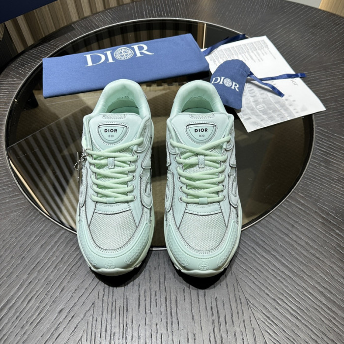 D10R SNEAKER