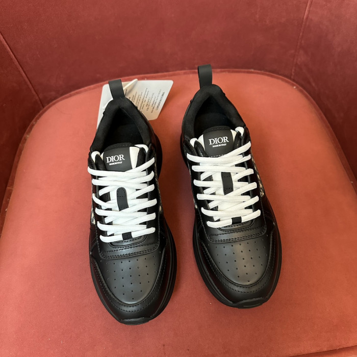 D10R B25 SNEAKER
