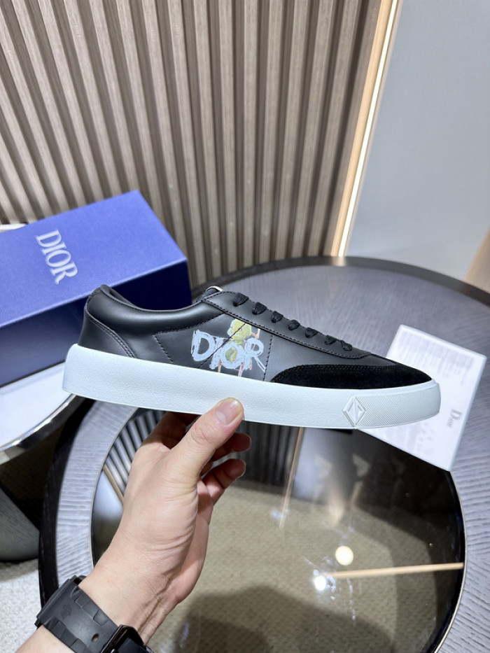 D10R SNEAKER