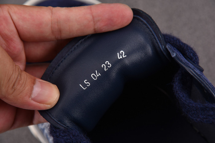 D10R SNEAKER