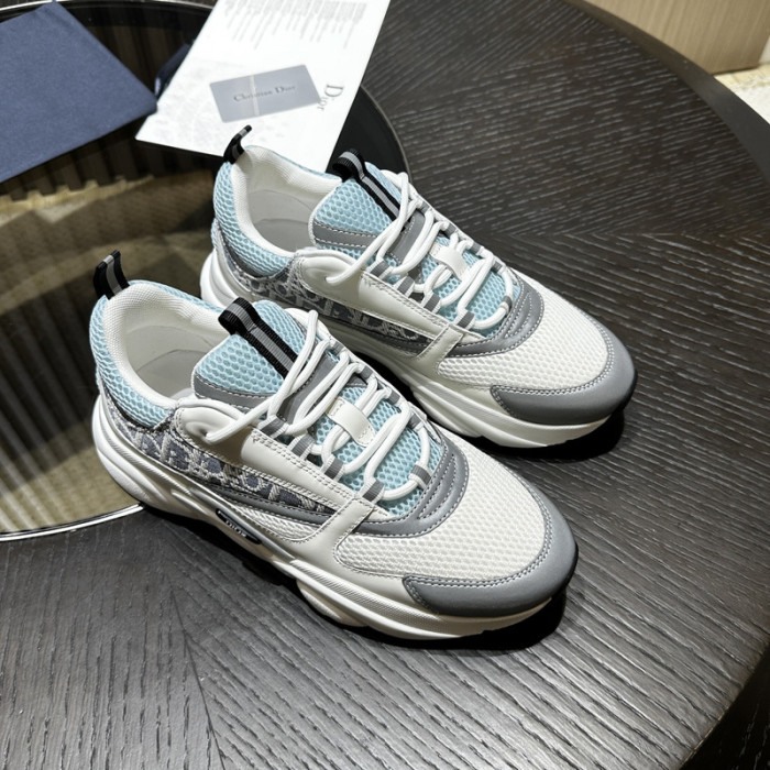D10R SNEAKER