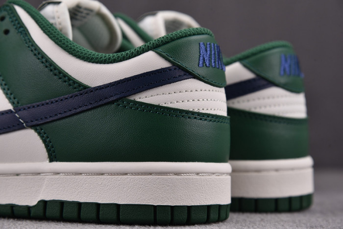 Nike Dunk Low “Gorge Green” DD1503-300