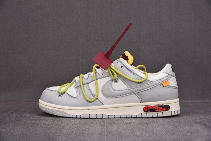 OFW x Dunk Low ''Lot 08 of 50'' DM1602-106