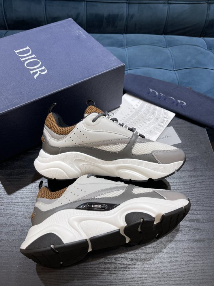 D10R SNEAKER