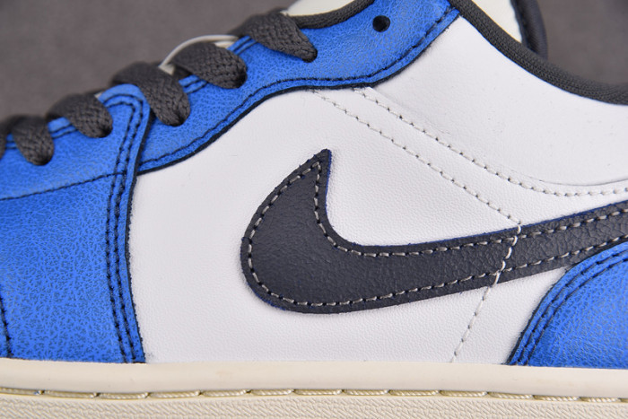 Wmns Air Jordan 1 Low SE 