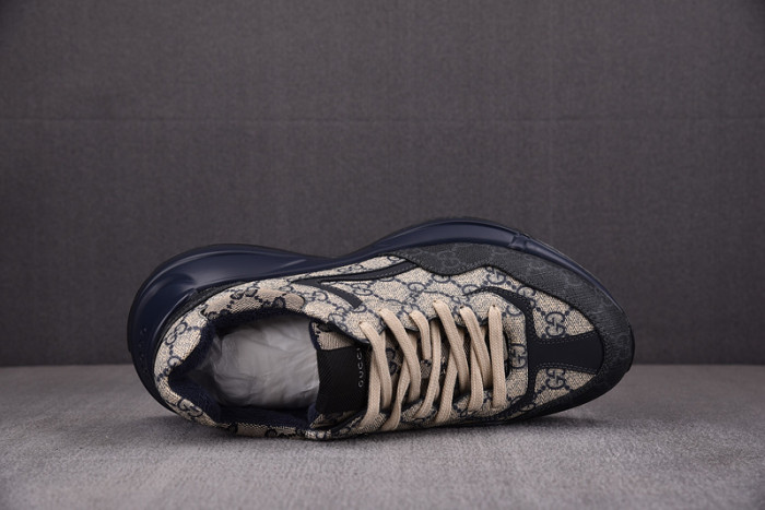 GUI SNEAKER