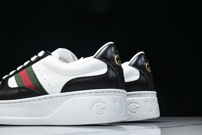GUI SNEAKER
