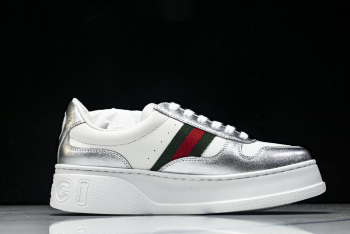 GUI SNEAKER