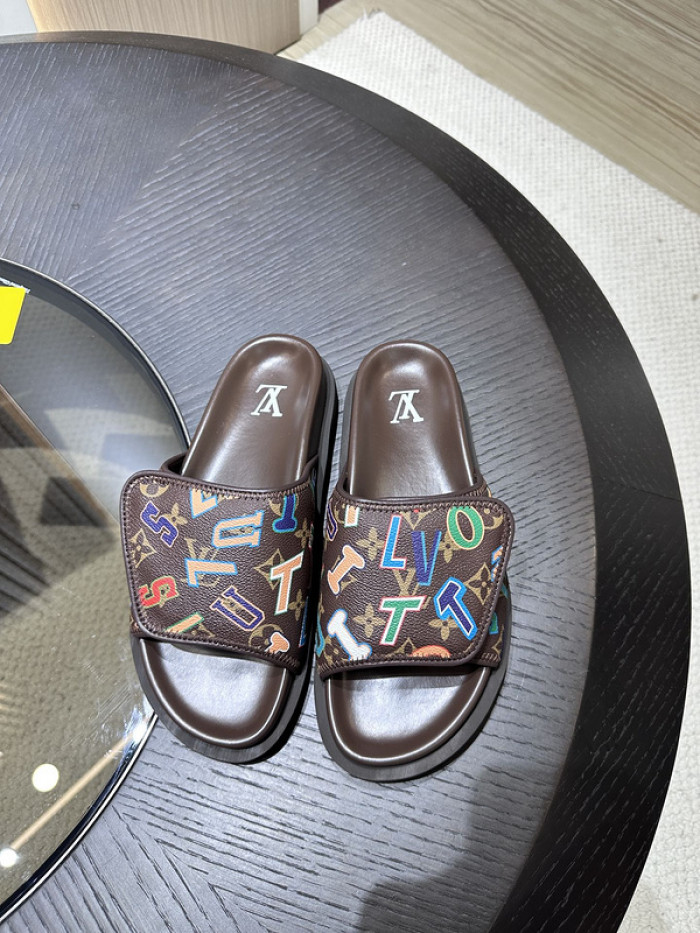 L0VT SANDAL
