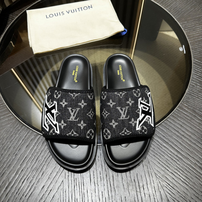 L0VT SANDAL