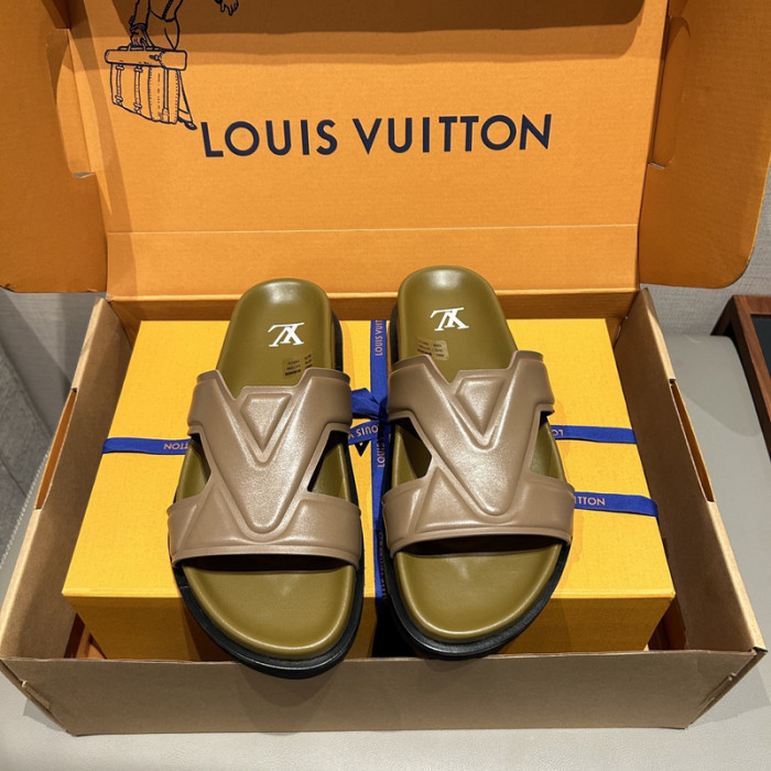 L0VT SANDAL