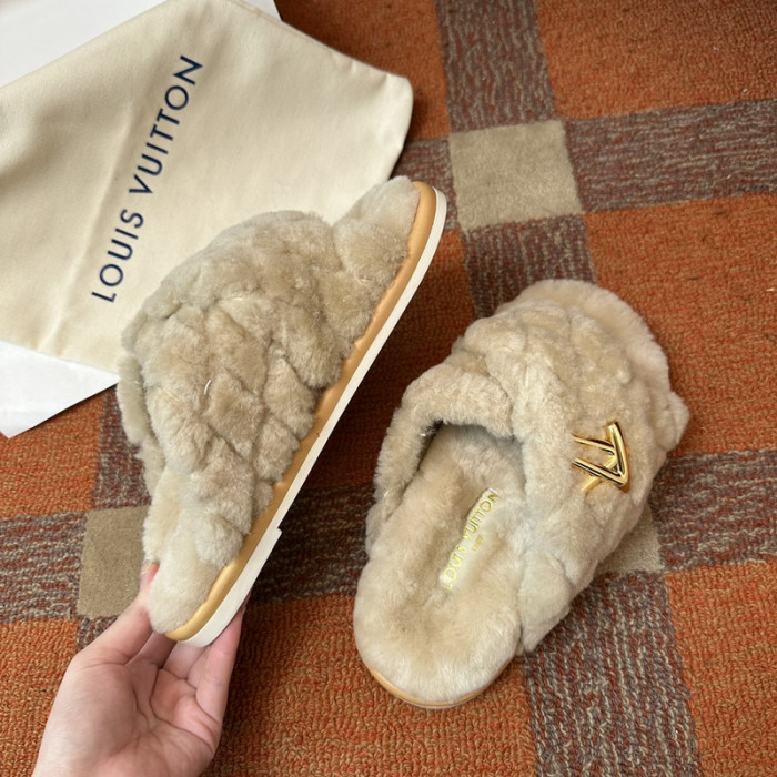 L0VT SANDAL