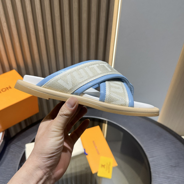 L0VT SANDAL