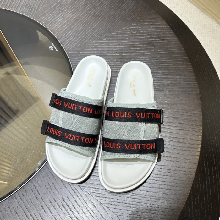 L0VT SANDAL