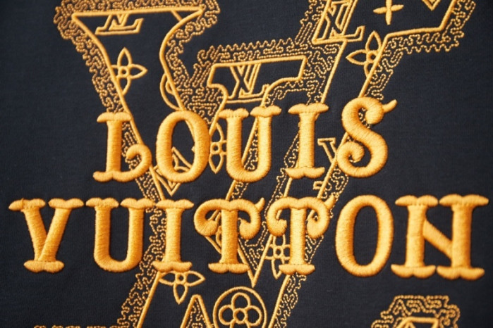 L0VT SHIRT