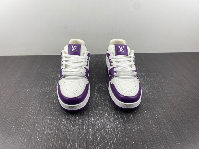 L0VT SNEAKER