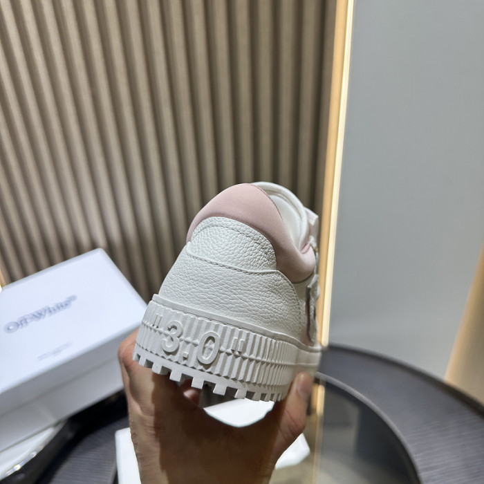 OFW SNEAKER