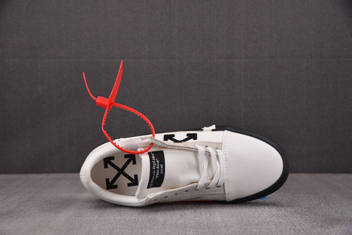 OFW SNEAKER