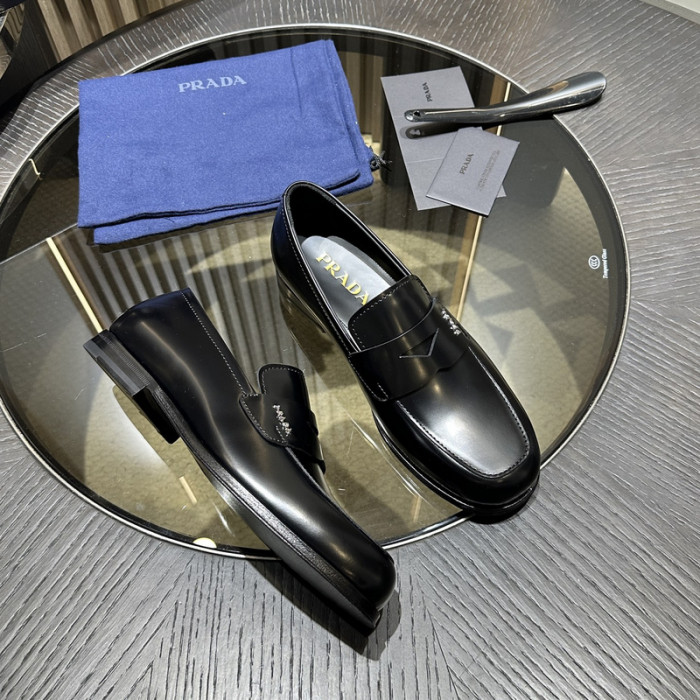 PRAD SNEAKER