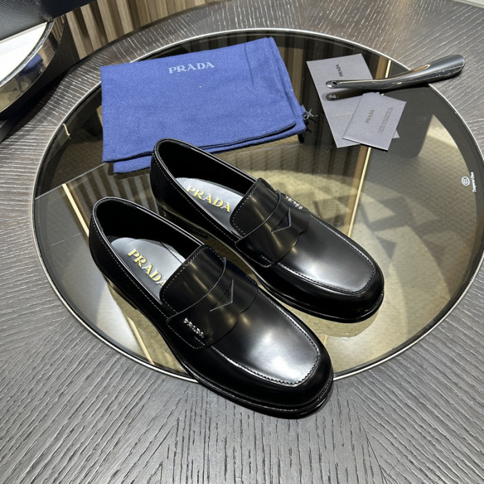 PRAD SNEAKER