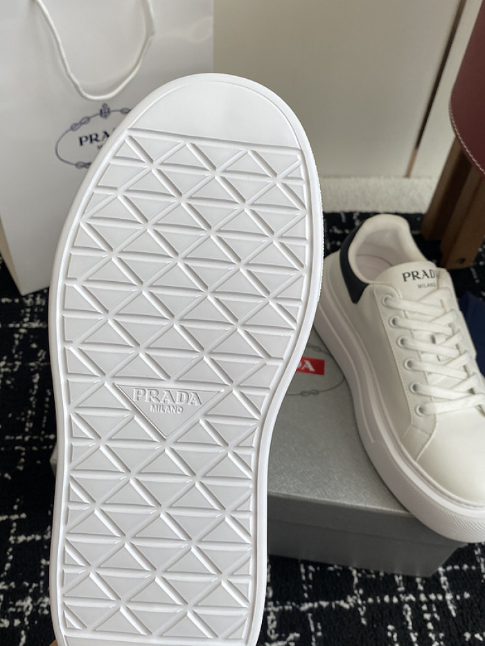 PRAD SNEAKER